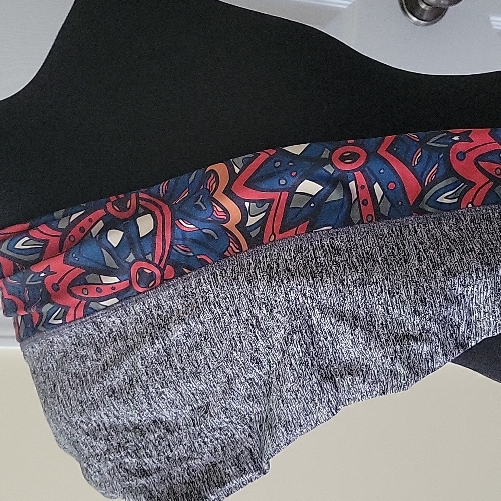 LuLaRoe Jade athletic capri legging USED